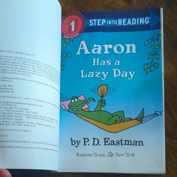 3/$10 📚 Step Into Reading - Aaron Has A Lazy Day - Picture 3 of 7